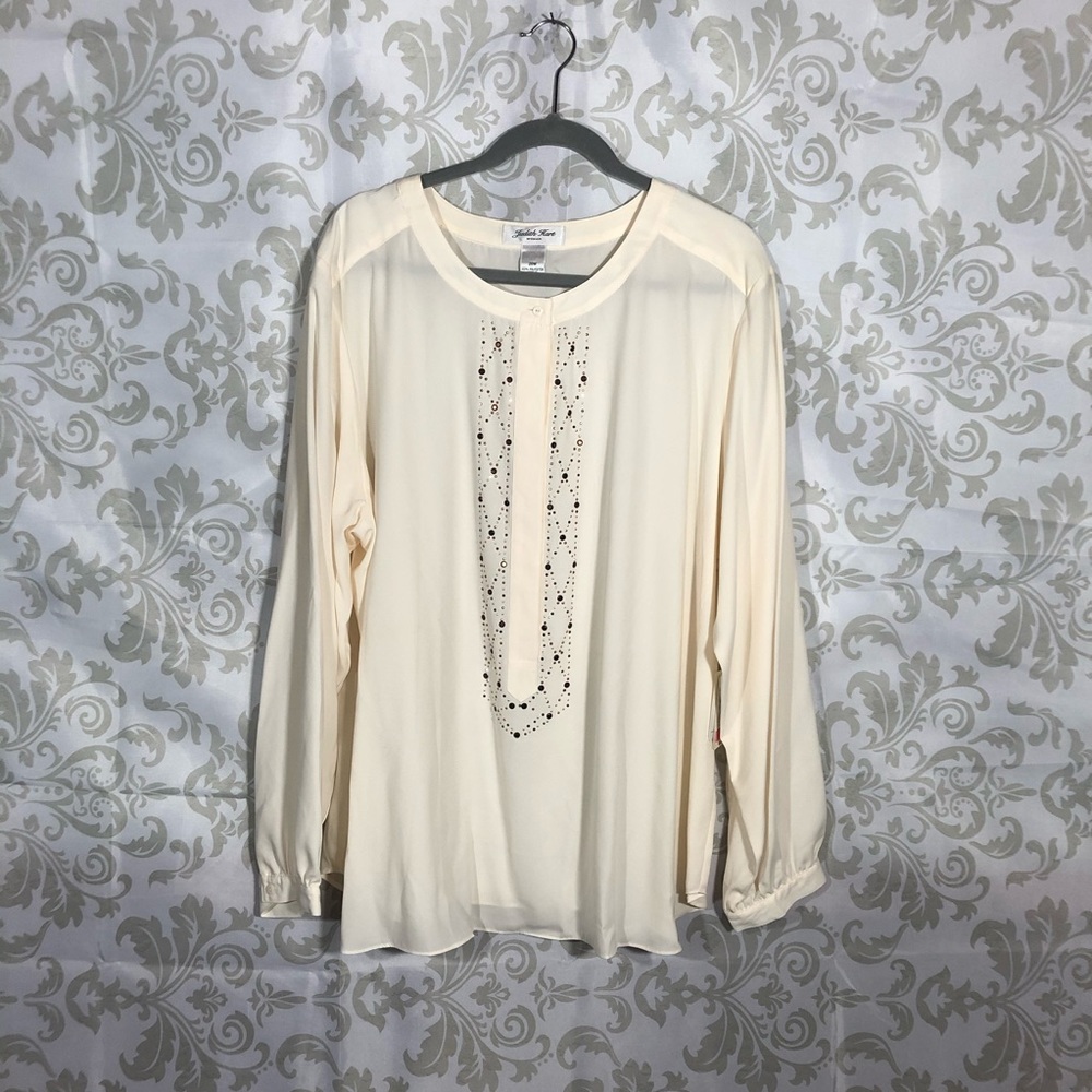 💚2/$19💚 NWT Beautiful Judith Hart Ivory Blouse